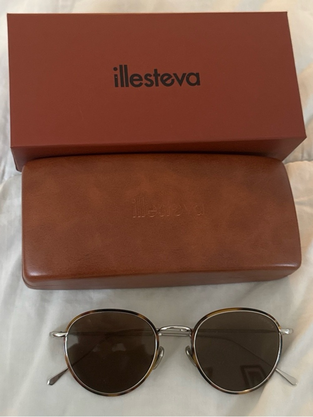 Illesteva sunglasses